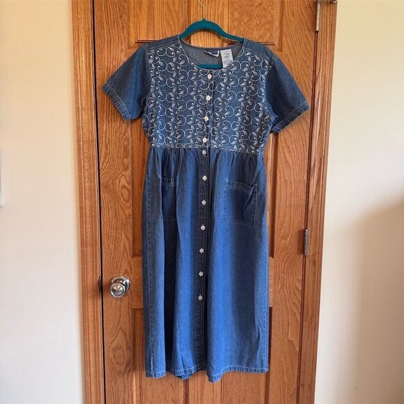 Erika & Co Petite Denim Maxi Dress Blue Embroidered Short Sleeve Casual V-Neck M - Picture 1 of 7